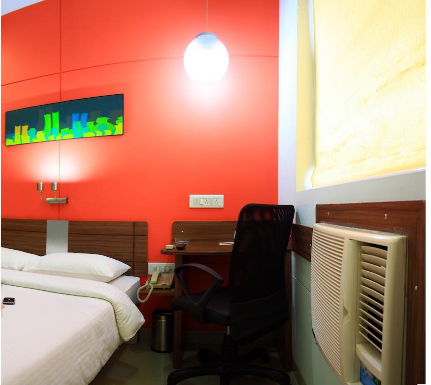 Faridabad Hotel Exterior photo